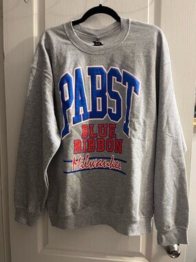 Pabst Blue Ribbon Gray Logo Crewneck Sweatshirt Size L NWOT